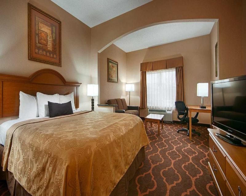 Quality Inn Madison - Huntsville Buitenkant foto