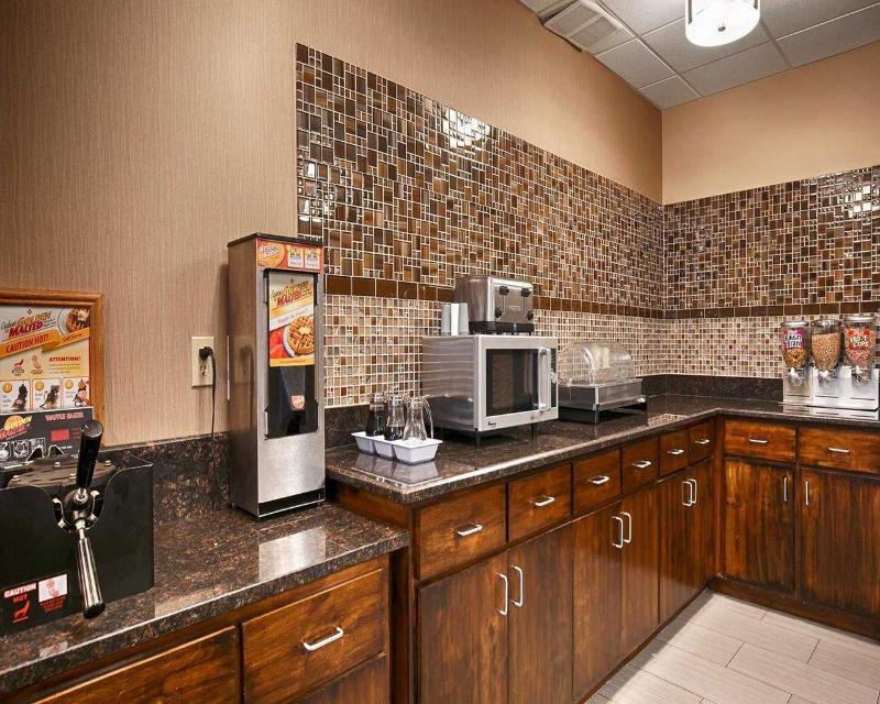 Quality Inn Madison - Huntsville Buitenkant foto